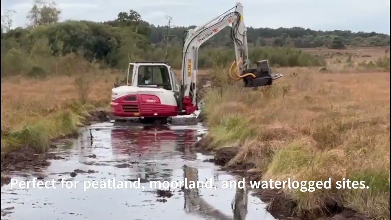 Low Ground Pressure Machinery in Action | Keeping Afloat with Big Tracks