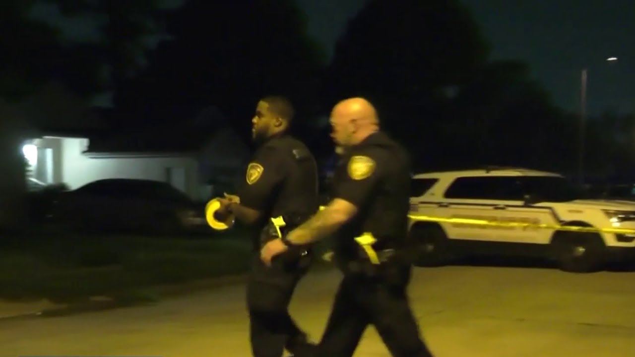 19-year-old found with multiple gunshot wounds in NE Harris County ...
