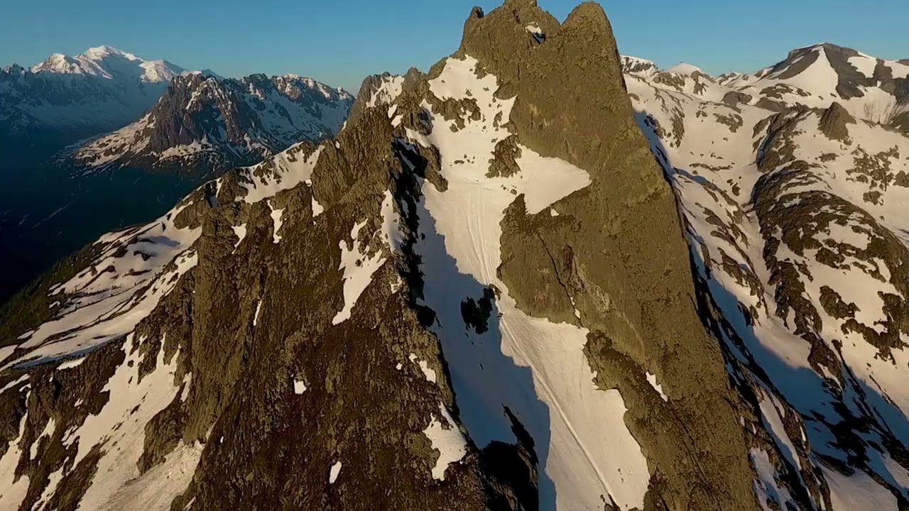 Peaceful Mountain Scenery 🌄 | Relaxing Nature Views