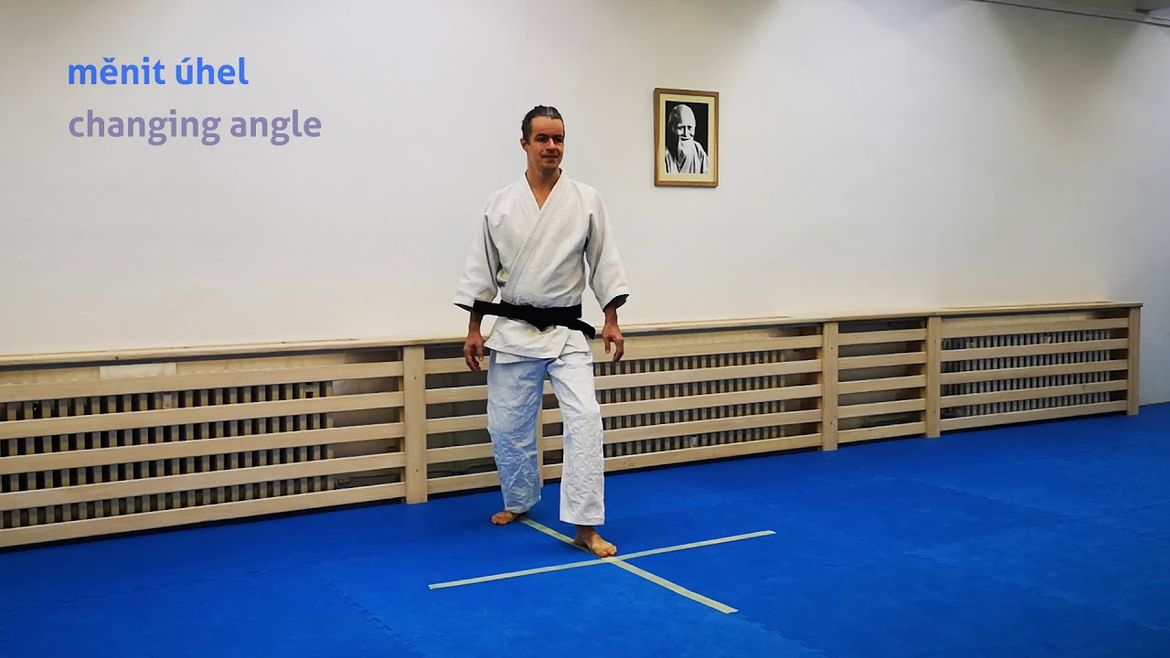 Aikido change hanmi (footwork) YouTube