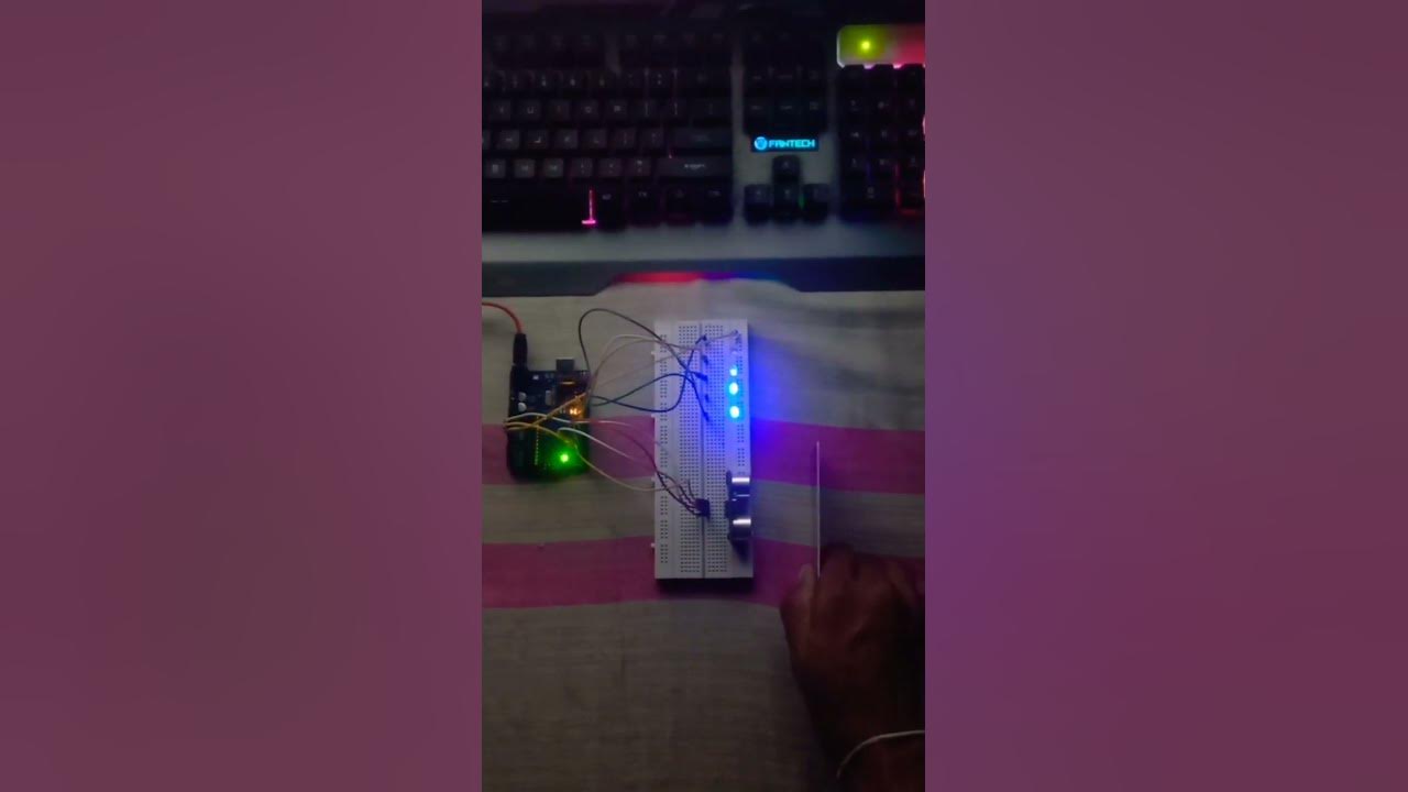 using an Ultrasonic Sensor to detect objects. Circuit Diagram