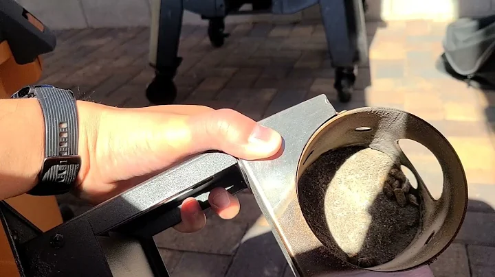 Best way to clean out ashes for the PitBoss Pro Series 4 Series Vertical Smoker PBV4PS2.