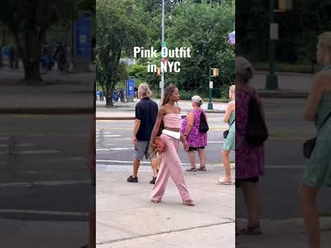 Barbicore in NYC // #outfitideas #pinkaesthetic #softgirl #pinkoutfit #barbiecore #shortvideo