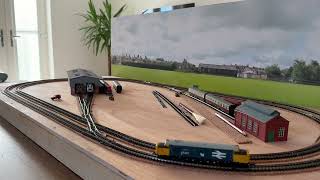 Graham Farish Class 37 37407 – N Gauge DCC Service & Speaker Replacement