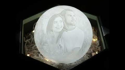Custom Photo 3D Moon Lamp - 2 Colors