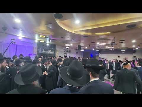 שמוליק קליין עם הקלידן מושי שרמן בניגוני שבת ועוד