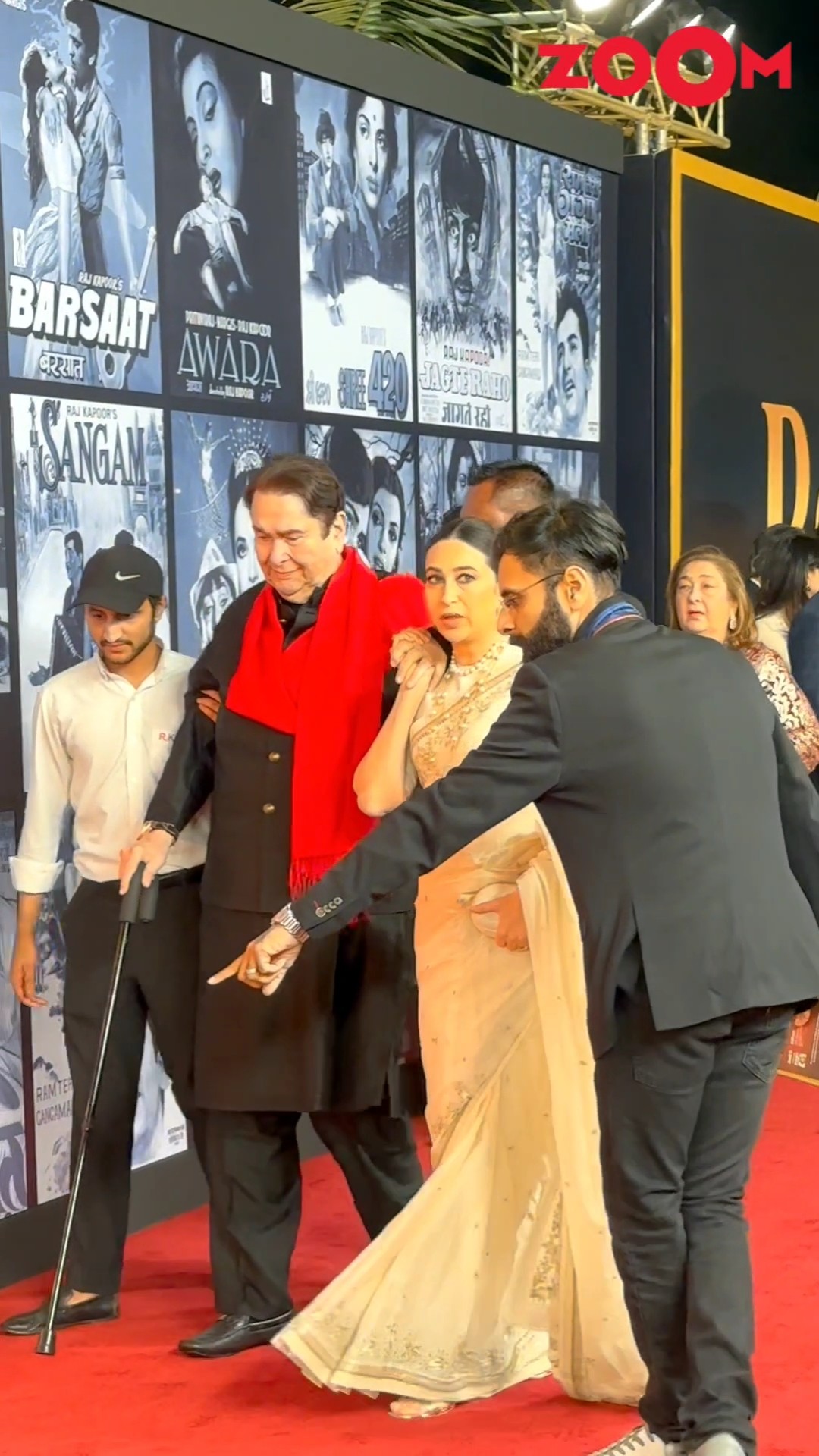 Randhir Kapoor takes daughter Karisma Kapoor's support to walk as he arrives at Raj Kapoor's event