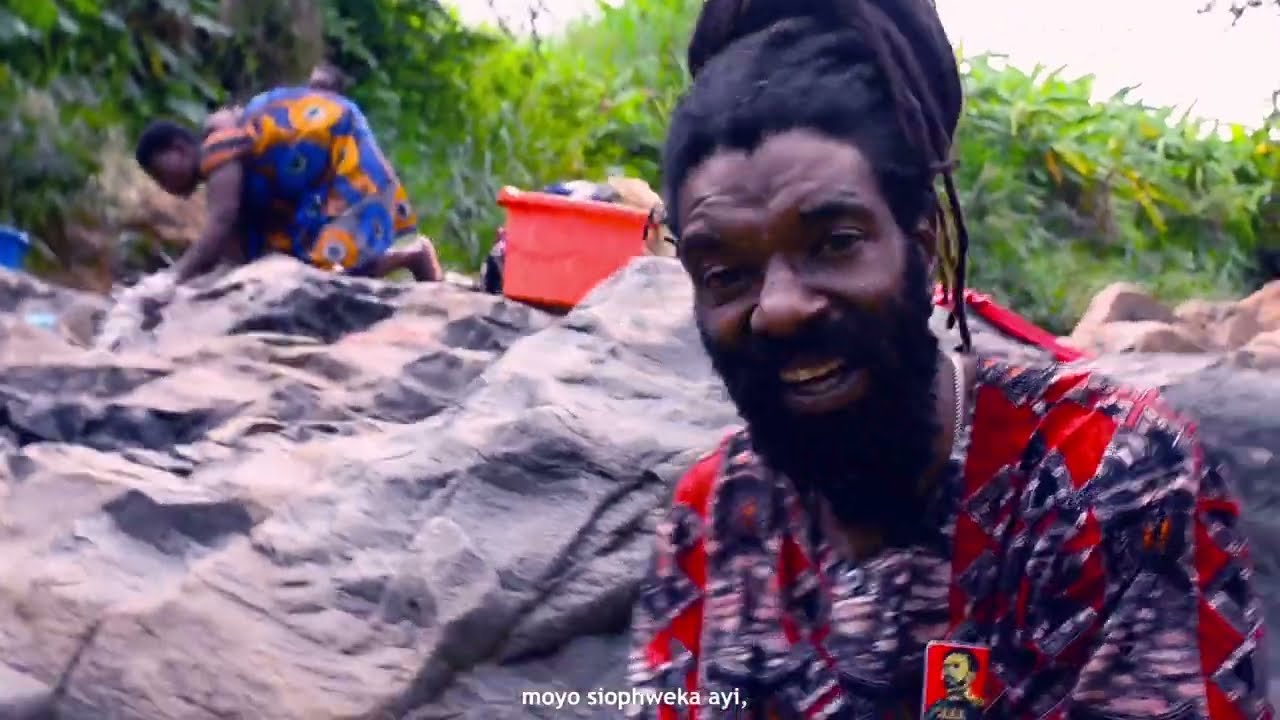 KOMUNIQ - AMAYi [official video]