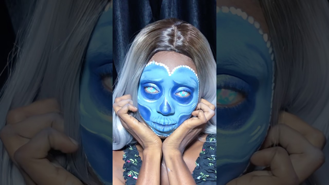 Skull makeup but with a twist 💙