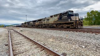 NS 4002 leads NS 309 Hornell NY 9.21.22