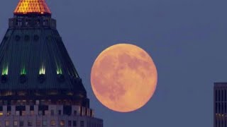 Sunday's full moon kicks off a "supermoon trilogy" of extra big and bright full moons