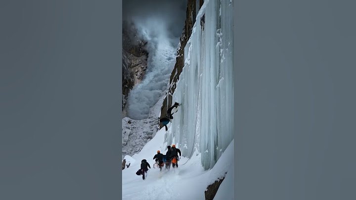 The hike ended in an accident for the climber #disaster #avalanche #everest #survival #accidentnews