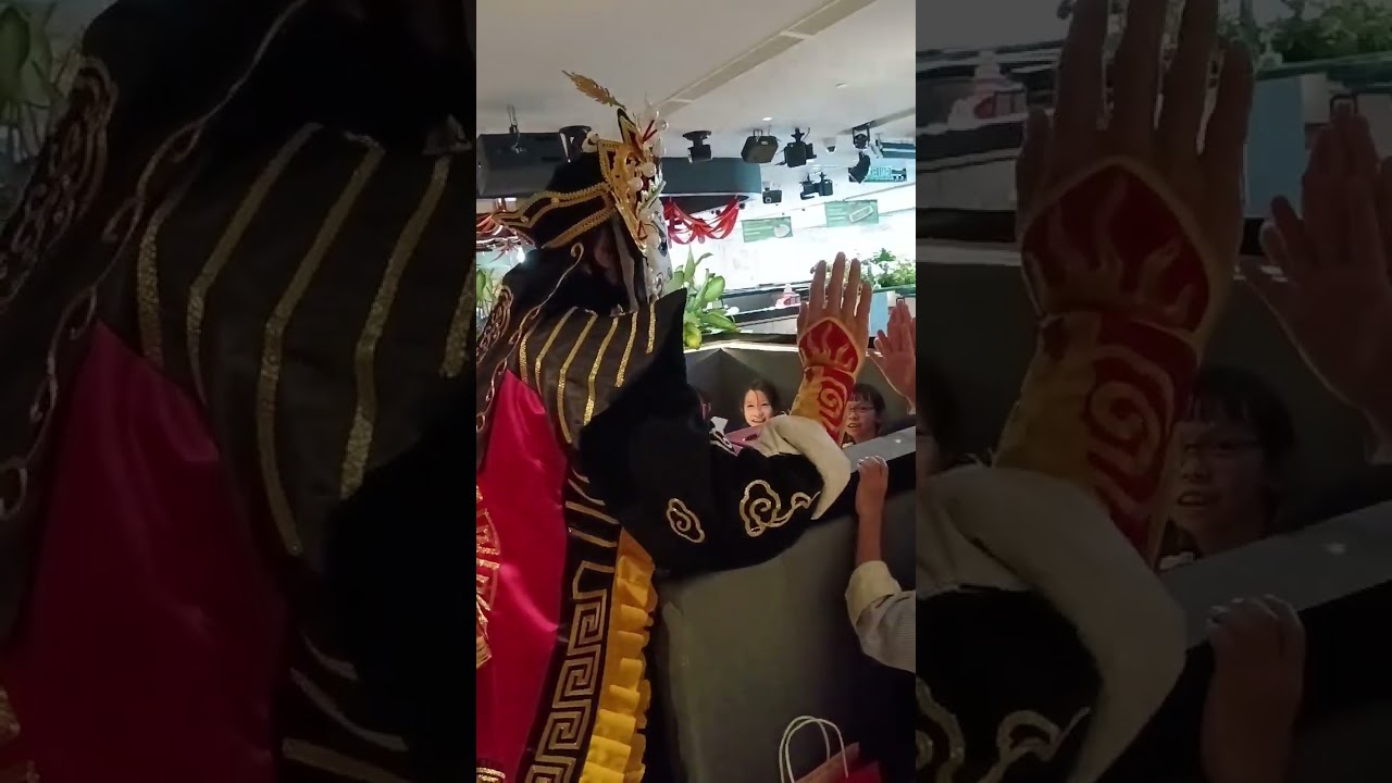 海底捞变脸戏码