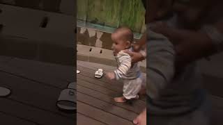 Download Lagu Jacson Zeran Lagi ajarin anaknya jalan ( Britney Seran ) MP3