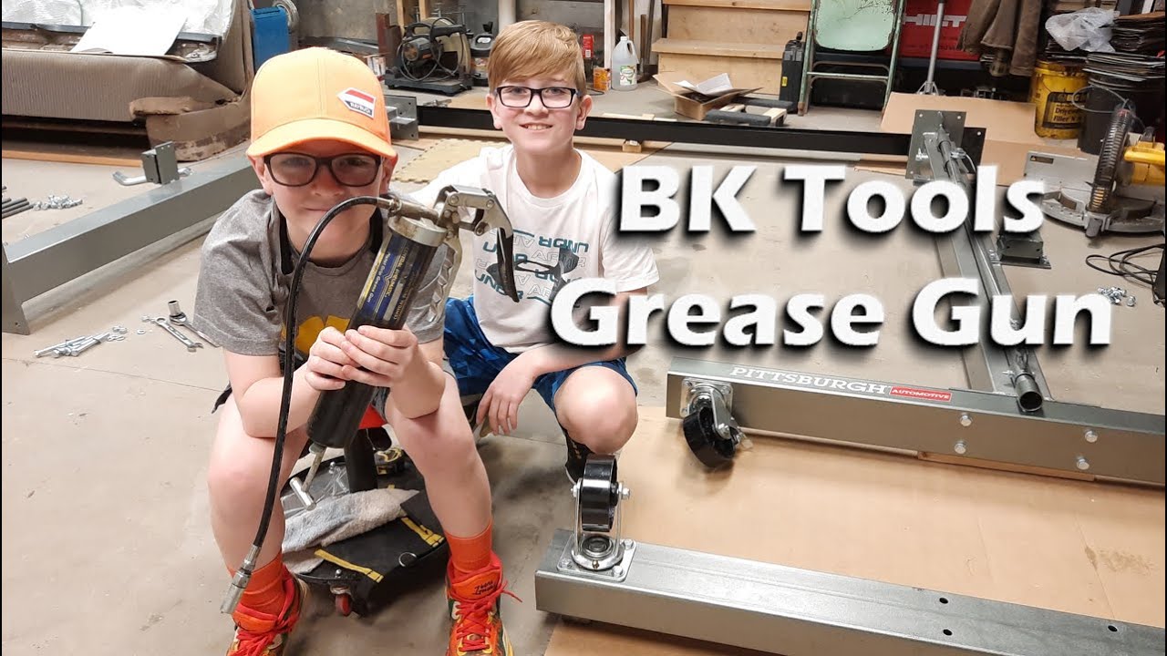 Builder Kids Tool Talk - Grease Gun - YouTube