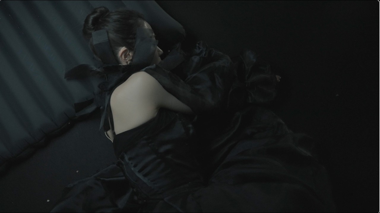 Hearing Time in Silence