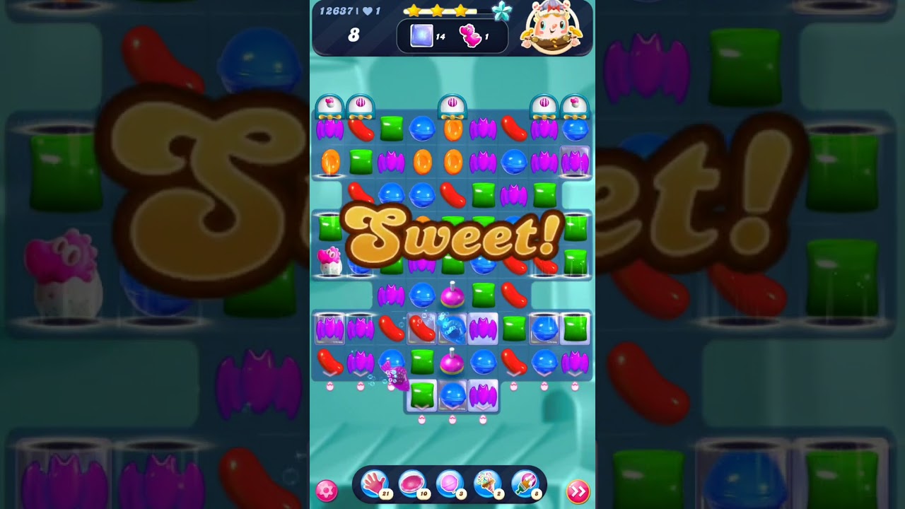 Candy Crush Saga Level 12637 | With two boosters ( disc and lollipop)