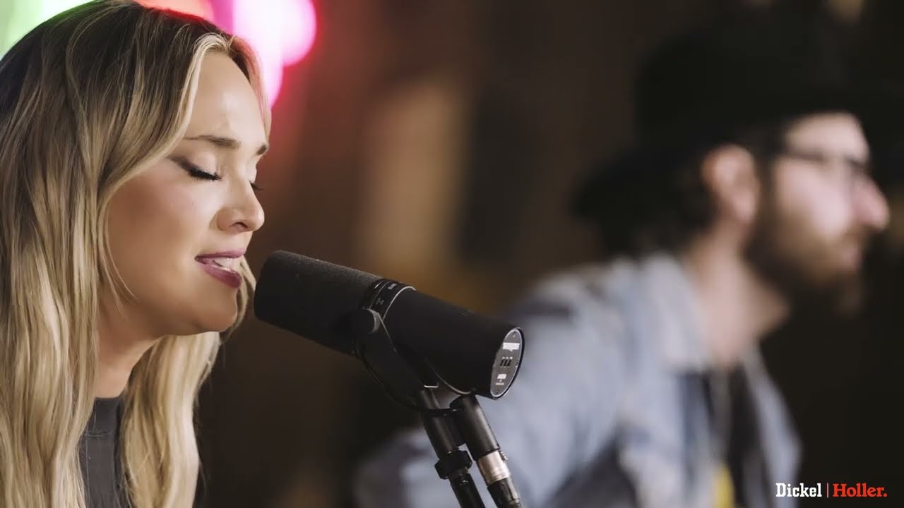 Sophia Scott - 'I Believe In Love Again' | Holler Nashville