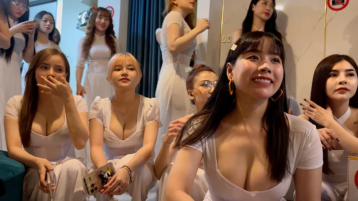 How is Vietnam Now? Hochiminh Soapy massage shop inside! So many pretty ladies nightlife scenes! - DayDayNews