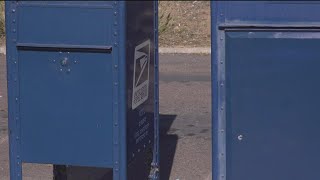 Thieves target USPS big blue boxes