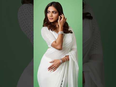 #beautiful malavika mohanan #short