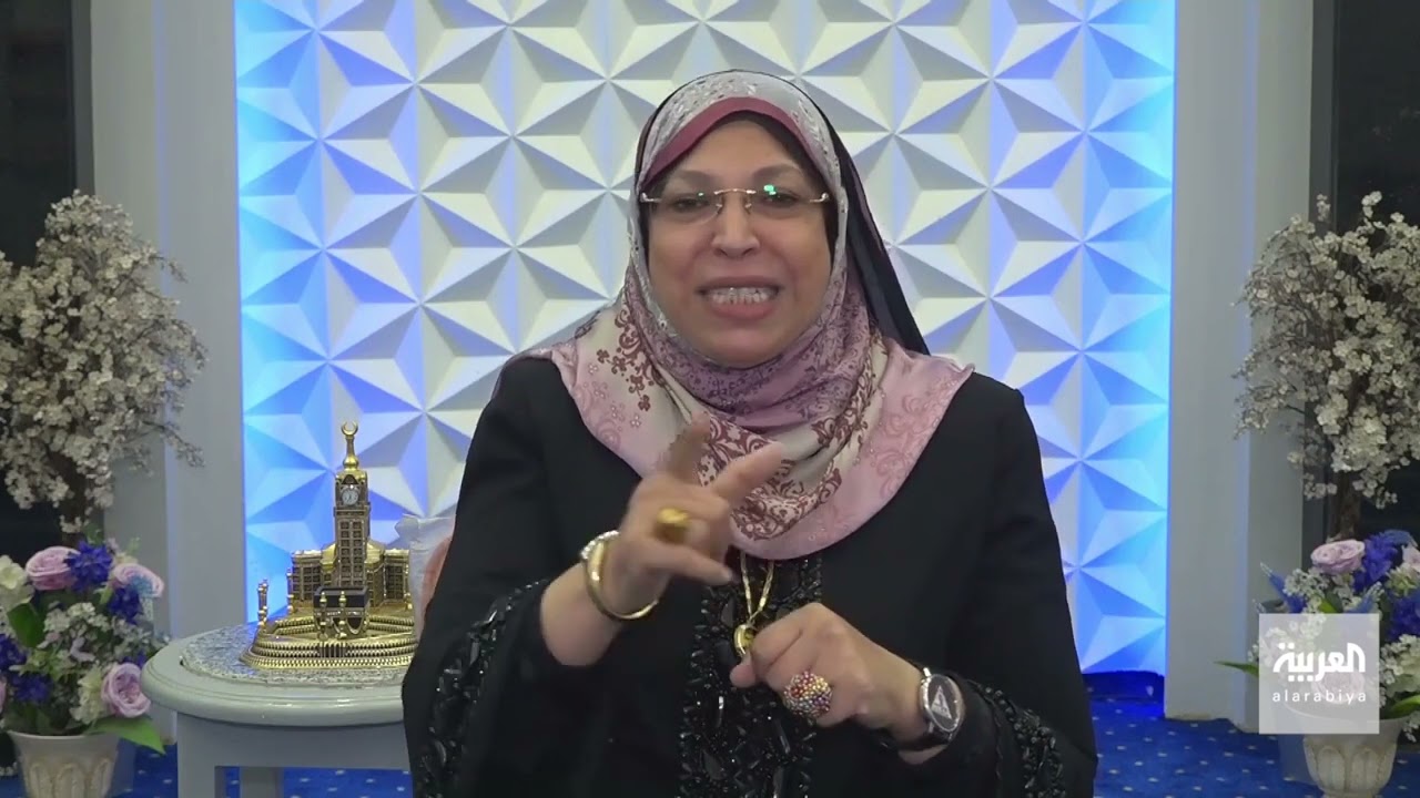 هل المرأة باستطاعتها منافسة المقرئين في تلاوة القرآن؟