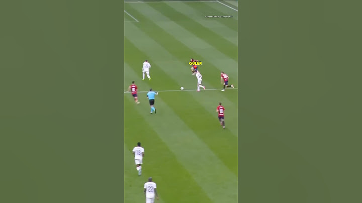 WHEN PLAYERS TRY TO SCORE FROM HALF WAY 😳
