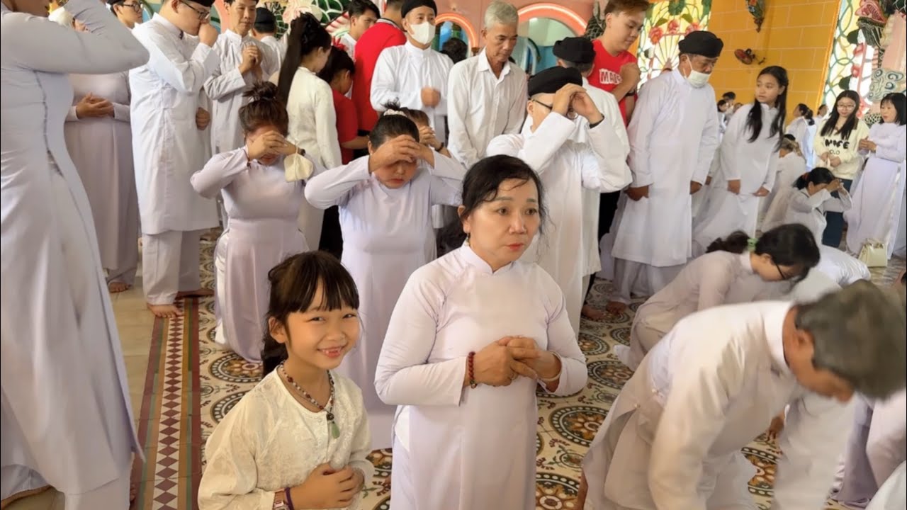 Mùng 1 tết bính Ngọ tại tòa thánh Tây Ninh đông nghẹt người|@Cuocsongaiviet10hienfamily 