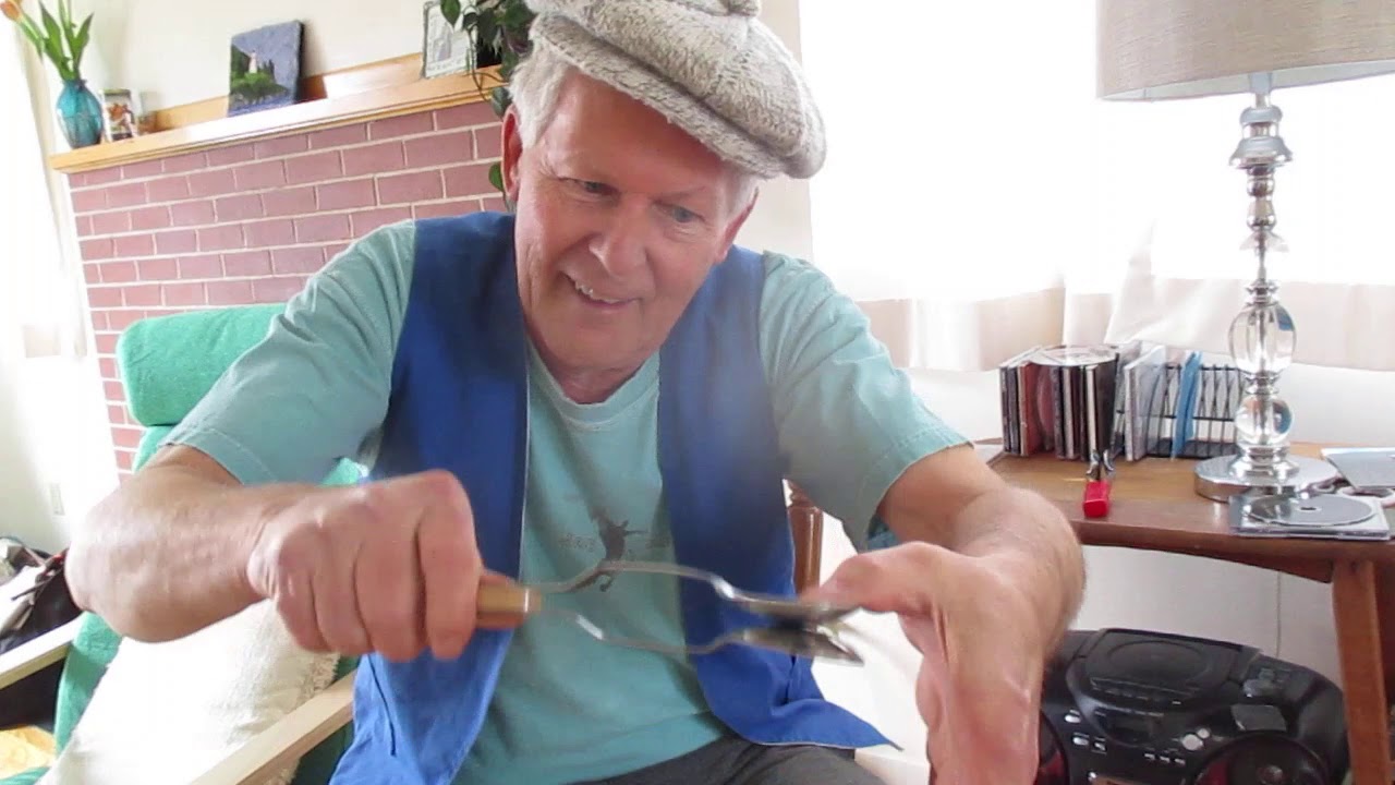 Playing the NFLD Spoons -down-down-up