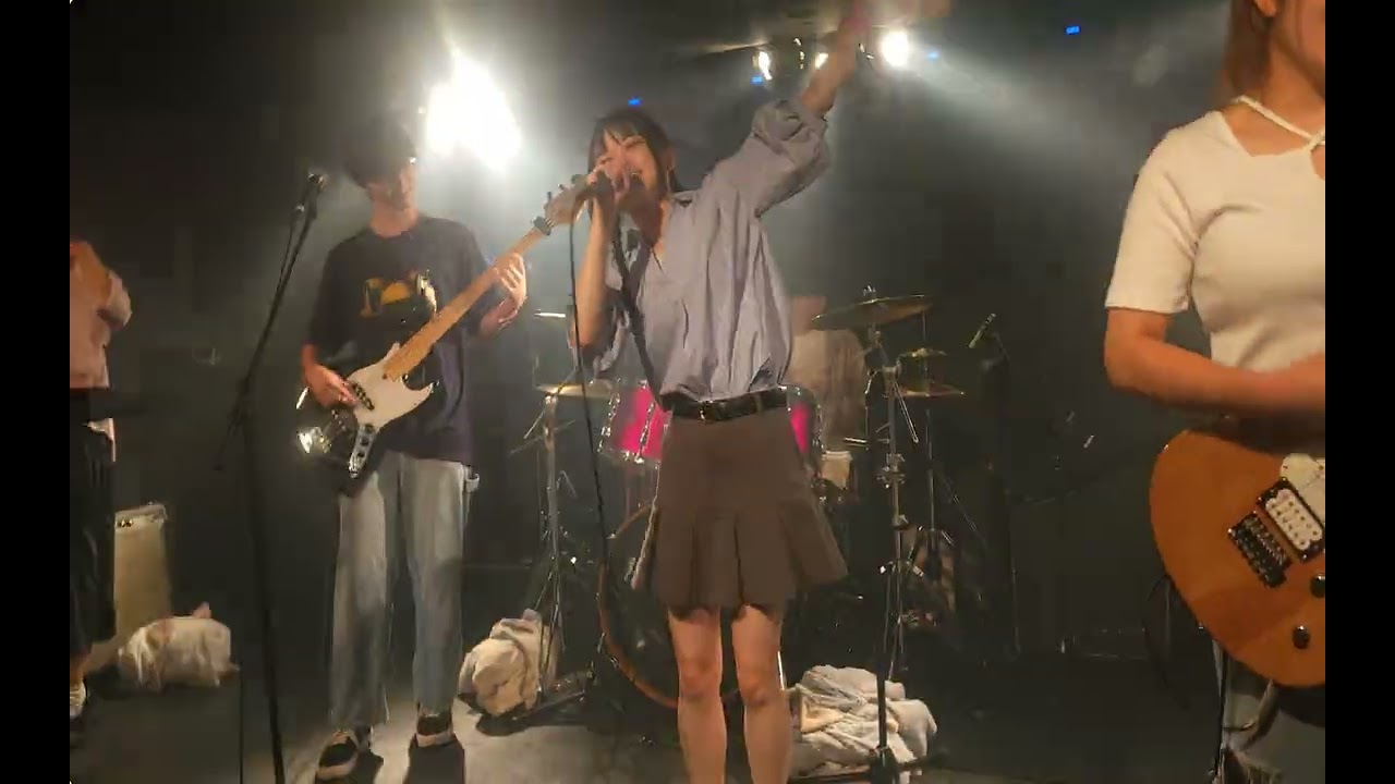 かいじゅうと花束　好し