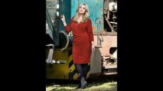 Artı Boyutu Modeli 16, Justine Legault, Büyük Ve Güzel Bir Kadın, Güzel, Kıvrımlı Şekil