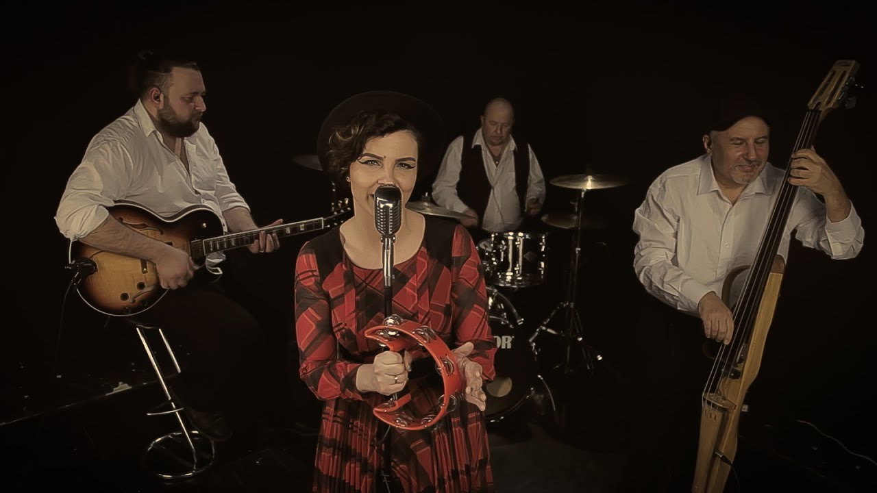 Надя Маслова — Brand New Key (cover)