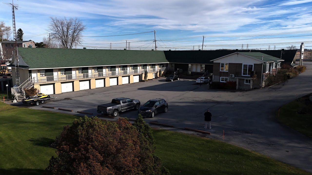SOLD, Motel Lac SaintLouis, 7175 Bd Hebert, SalaberrydeValleyfield