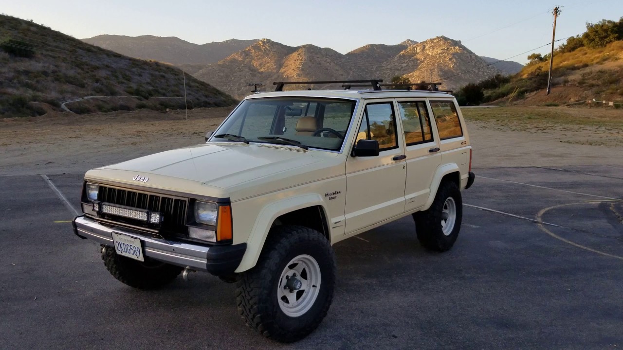 1989 Jeep Cherokee 4x4 4.0 Renix Walk Around, Idle, drive