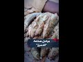 من الأطباق السودانية المميزة مواطن يكشف مراحل صناعة الفسيخ بتجفيف السمك وتمليحه