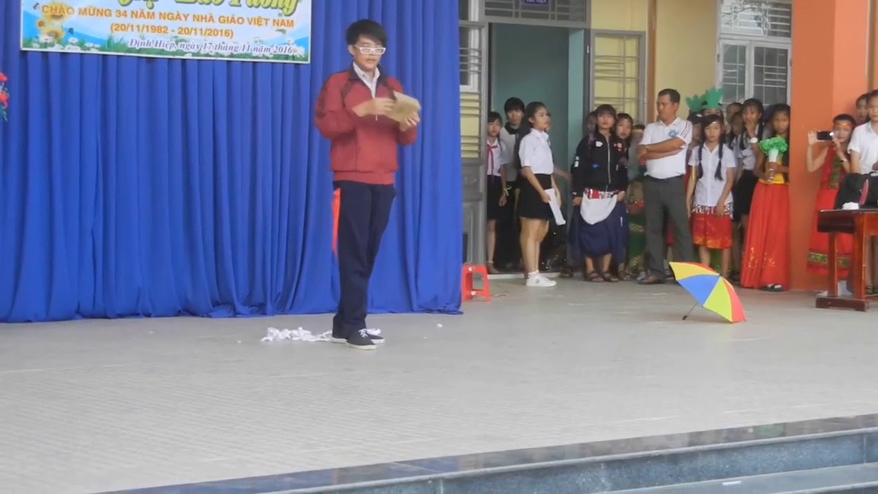 Khi Phong Cận TV còn đi học diễn ảo thuật | Khái quát các thông tin liên quan đến cắt tóc nữ đẹp ở hà nội 2016 chi tiết