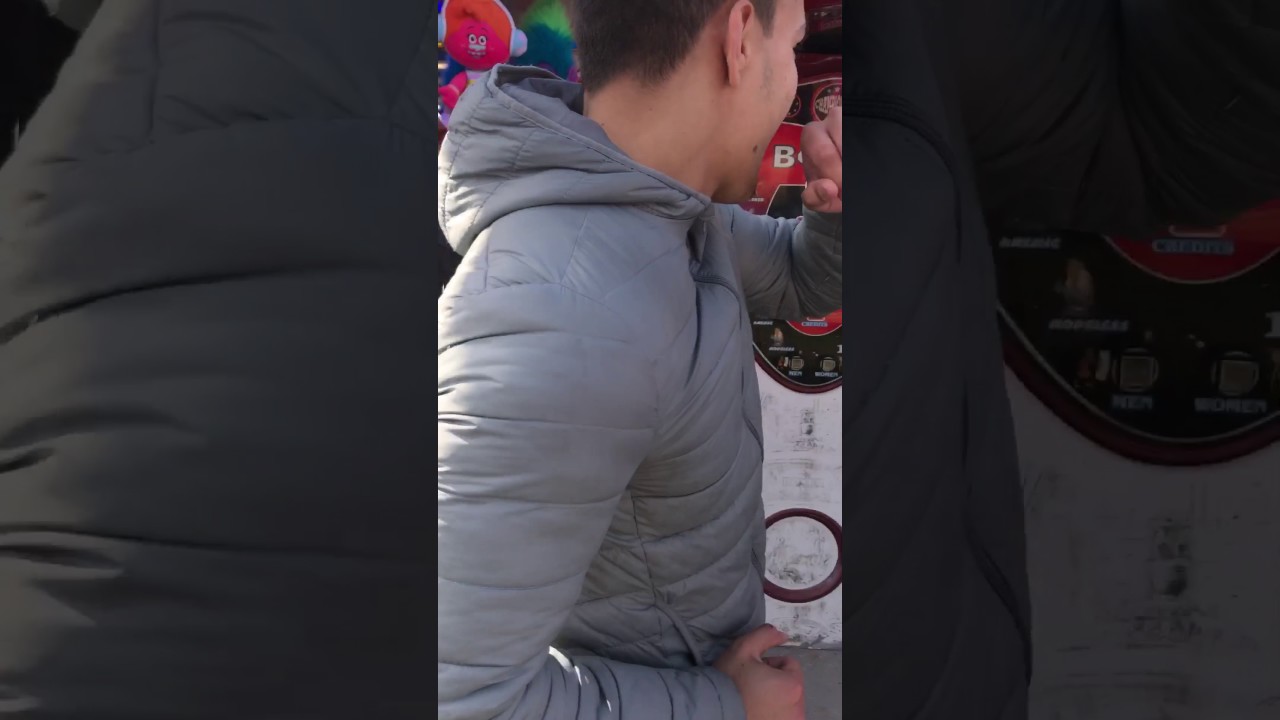 Punching Machine HighScore - YouTube