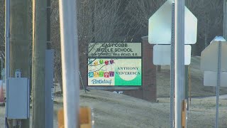 Famous Parents react to Cobb County Schools’ upcoming cell phone ban Profile