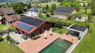 Haus am Waldrand mit Schwimmbiotop und Panoramablick
