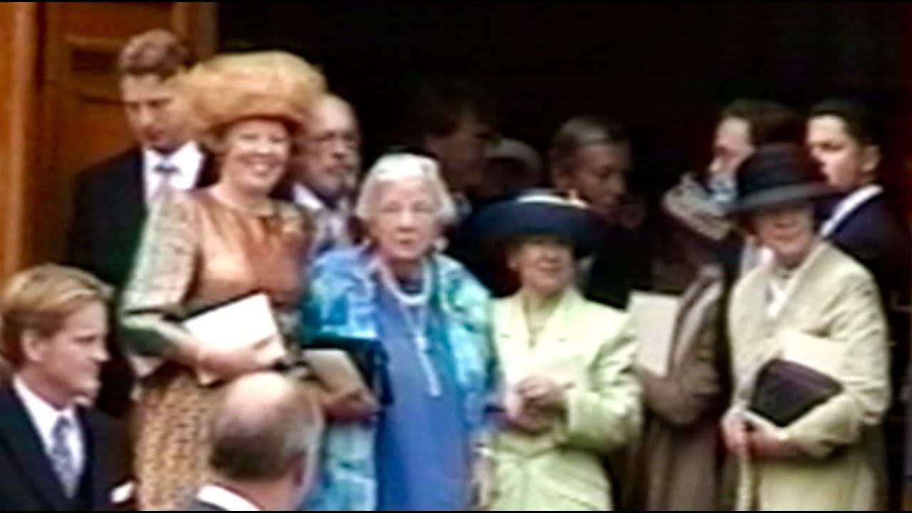 LAATSTE BEELDEN PRINSES JULIANA IN AMSTERDAM & APELDOORN