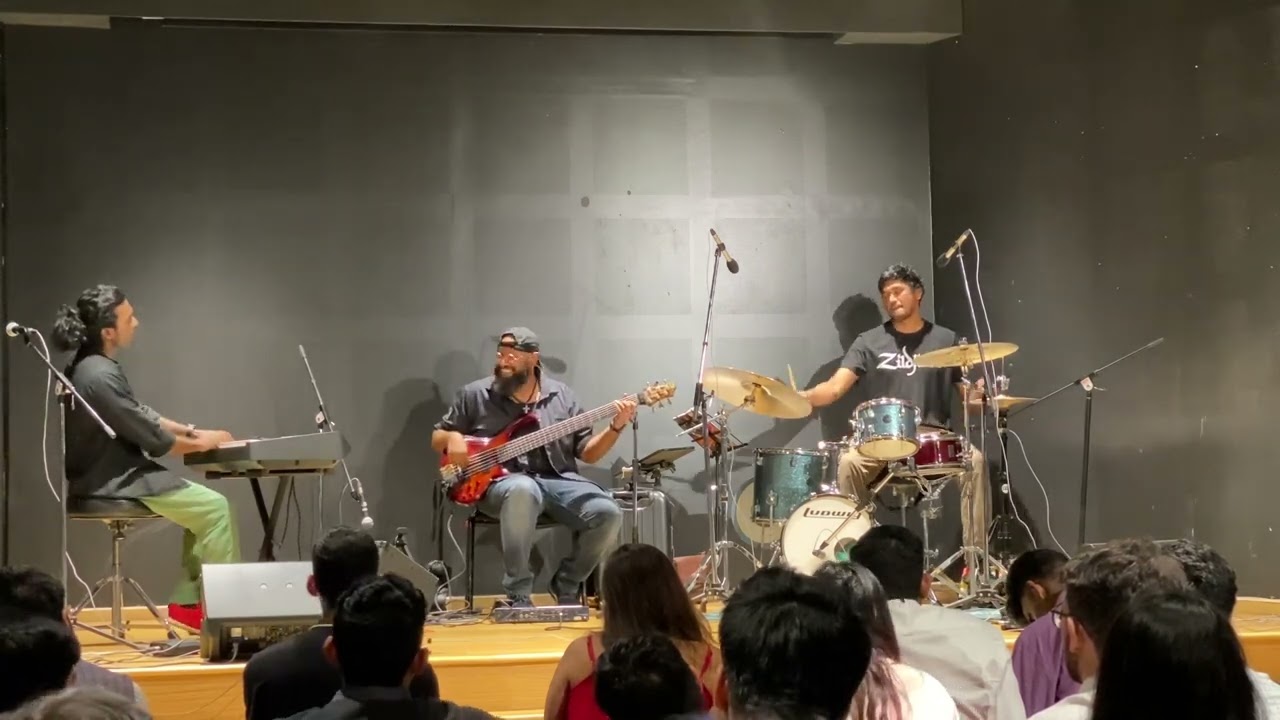 Vivek Santhosh Trio - Live at The Indian Music Experience, Bangalore, 2022