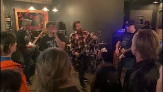 The Mons - Man-Made Monster (live)