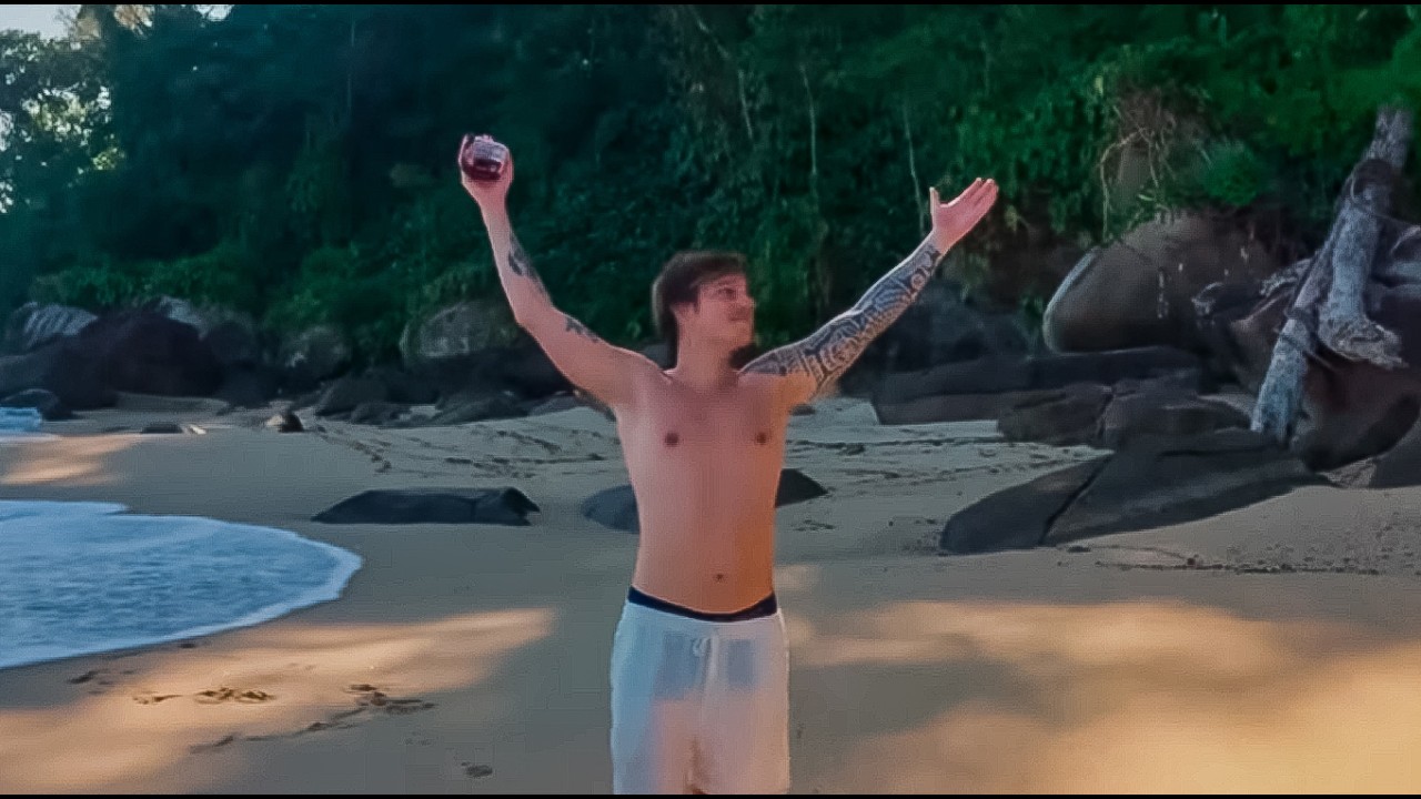 Nadamos até uma Ilha Isolada  🏝️ ft Luiza Marquesa 
