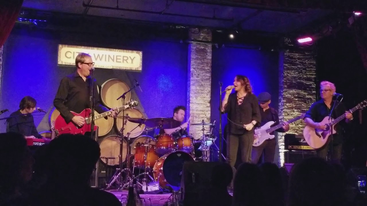 Patty Smyth & Scandal - Sometimes Love Just Ain't Enough (w/intro) - City Winery - 1.14.18