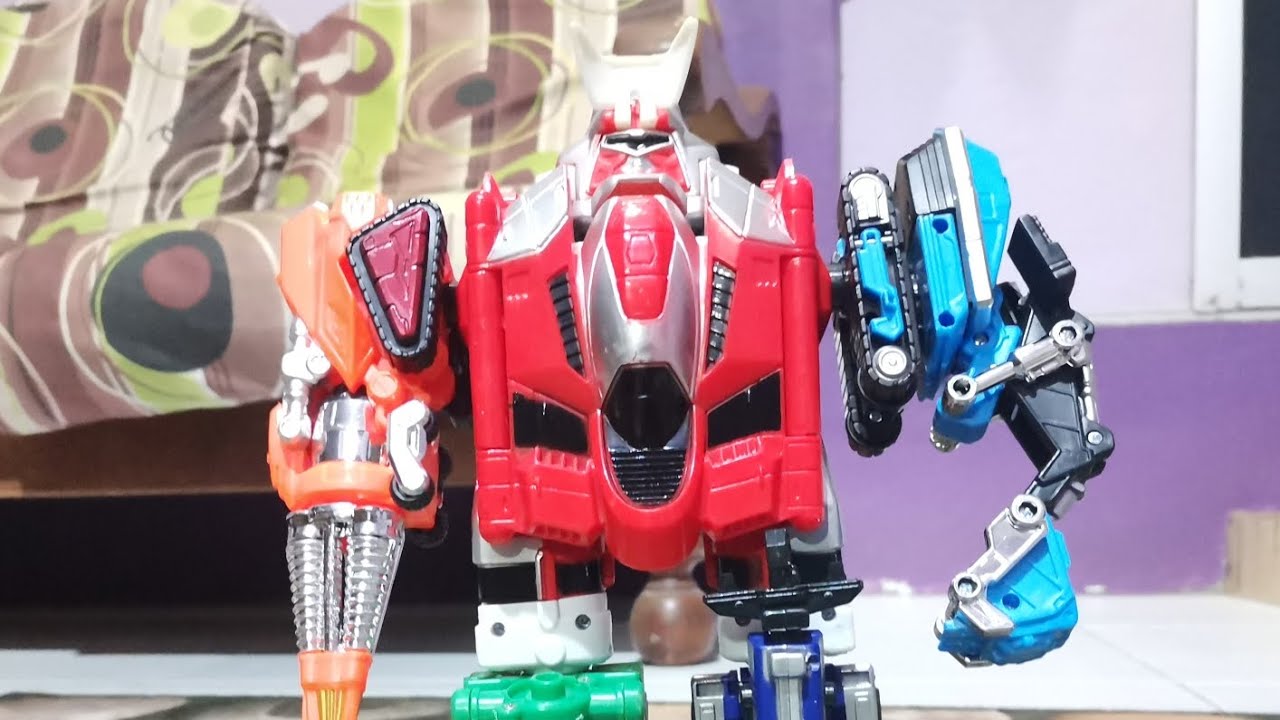 Gogo Sentai Boukenger Deluxe DaiTanken