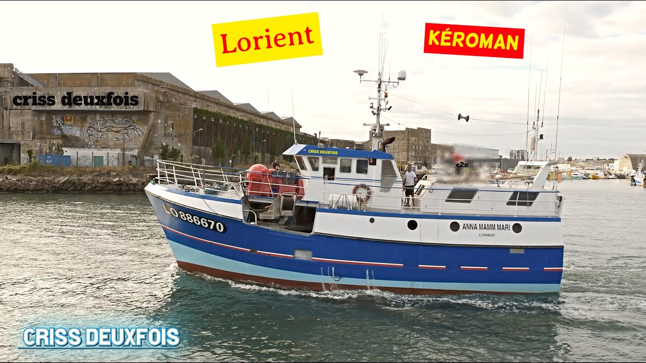 Bateaux de Pêche ; Lorient ; Port ; Kéroman ; Quai ; Débarque de Thon ; Morbihan ; Bretagne ; France