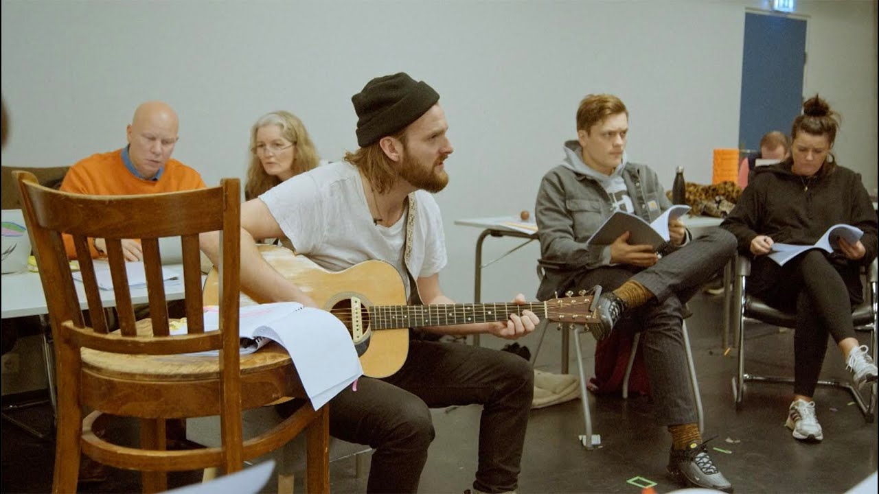 Leiðin að söngleiknum Níu líf | Seinni hluti