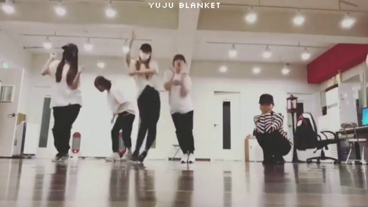 Gfriend being a mess on vlive