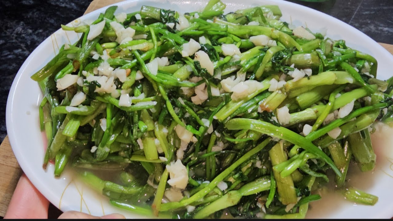 Cách Nấu Rau Cần Xào Tỏi Được Xanh Giòn Ngon - Món Ngon Đơn Giản  Cho Bữa Cơm Gia Đình