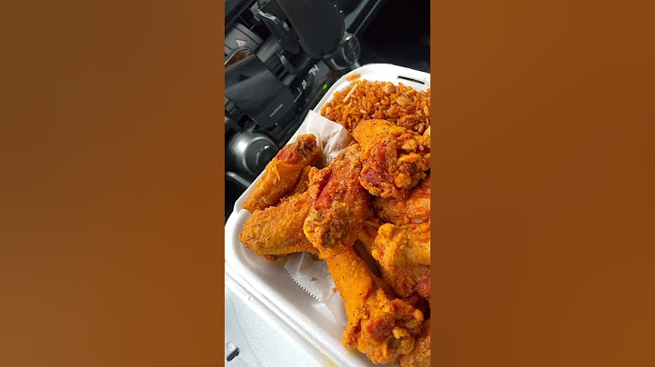 Big Plate Of Fried Rice And Chicken Wings #shorts #fastfood #chickenwings